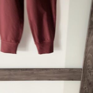 NWT- Ladies maroon joggers